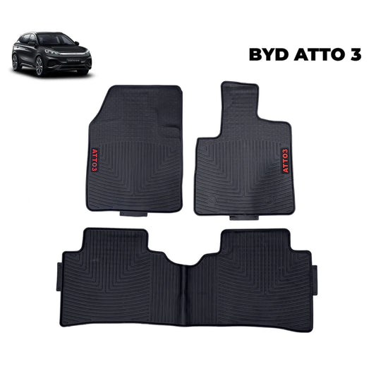 Set of four black rubber floor mats with ATTO 3 lettering