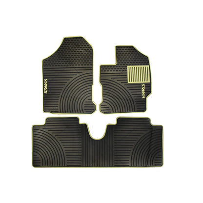 Black PVC rubber floor mat set with Yaris logo and textured grooves, 3-piece